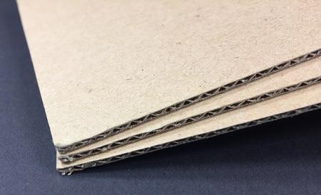 Preview: 1.20001 E Welle 1,6 mm Wellpappe braun 1200x1620mm Preview: 1.20001 E Welle 1,6 mm Wellpappe braun 1200x1620mm