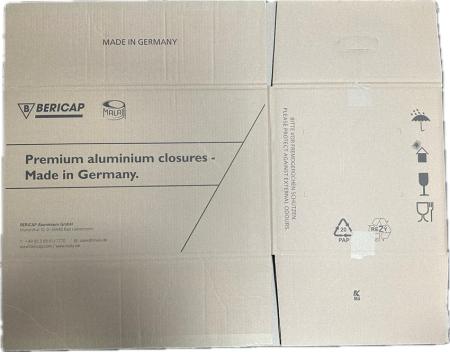 Preview: Umzugskarton Max 575x375x370mm gebraucht Preview: Umzugskarton Max 575x375x370mm gebraucht flache Ansicht hinten